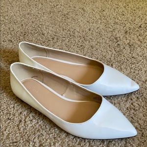 Pointed White Flats